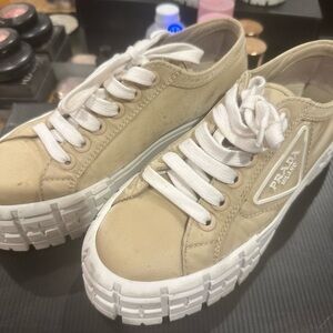 Double Wheel Re-Nylon gabardine sneakers Size 39